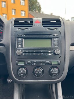 Prodám Wolkswagen Golf 5 1.6 74KW - 10