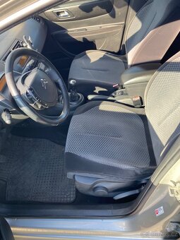 CITROËN C4 1.4 16V SERVIS ČR - 10