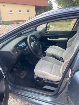 Peugeot 307 Hatchback r. 2006 Tažné zařízení - 10