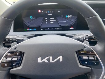 Kia EV6, 58 kW, 2023, ZÁRUKA do 2030 - 10