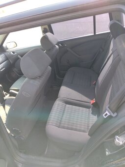 Prodám škoda Octavie combi 2.0 benzín - 10