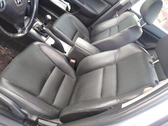 HONDA ACCORD 2,2iCTDi NAFTA 103 KW ZA 59000 KČ - 10