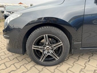 Hyundai i30 1,6 66 KW CRDI 16V - 10