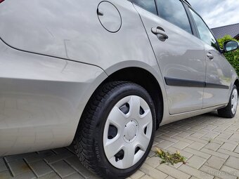 Škoda Fabia kombi 1.2tsi 77kw DSG 10/2012 Family AČ - 10