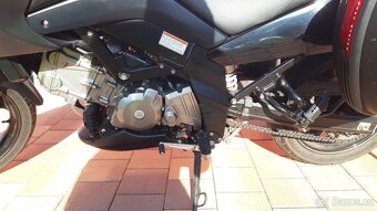 Prodám cestovní motorku Suzuki V-Strom DL 650 - 10
