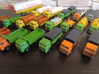 Playart a Yatming modely - osobní nákladní auta - Hong Kong. - 10