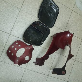 JAWA 250- PODSEDLOVÉ PLECHY - 10