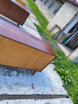 Jiroutek žlutočerná retrokomoda dlouhá - 10