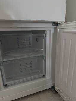 Kombinovaná lednice Liebherr Comfort – výborný stav - 10