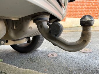 Land Rover Defender 110 3,0D 250 MHEV AWD Offroad paket - 10