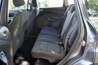 Ford Kuga 2.0 TDCi 110kW Cool&Connect 4x4 TOP STAV - 10