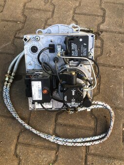 Prodám kotel na olej 40 KW - 10