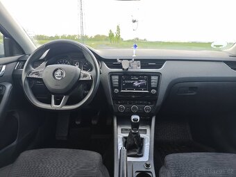 Škoda Octavia 1.6 TDI 85 kw - 10
