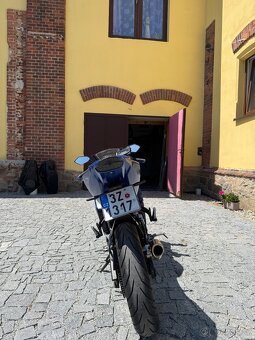 Yamaha yzf r125 - 10