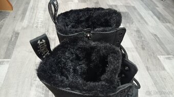 Dámské zimní kozačky orig.Dr.Martens vel.40 - 10