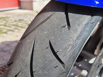Yamaha R6 - 10