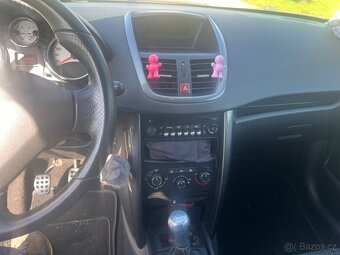 Peugeot 207 1,6 hdi - 10