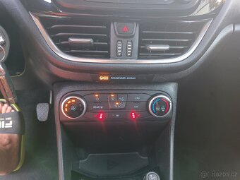 FORD FIESTA 1.1 BENZÍN, NAJ. 93 000 KM,VYH.SEDADLA,S.KNÍŽKA - 10