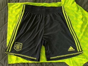 Nový originální dres Manchesteru United + Šortky MU - 10