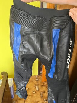 Motorkářská dvoudílná kombinéza - 10