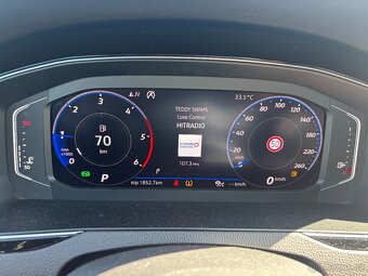 Volkswagen Passat 2,0TDI COMBI - 10