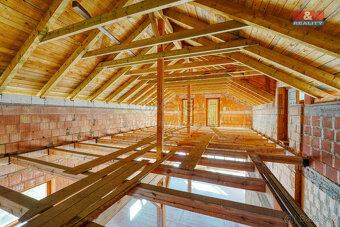 Prodej rodinného domu, 353 m², Plzeň, ul. Meduňková - 10