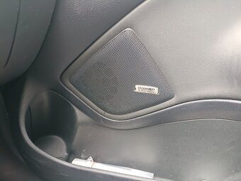 Škoda Octavia RS Combi 2,0 TDI webasto,navi - 10