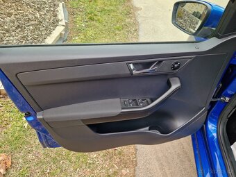 Škoda Fabia 3 Style 1,2 TSI 66 KW,digiklima,frontassist,LED - 10