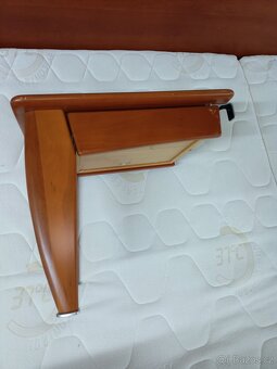 Prodám krásné kvalitní letiště z masivu zn.Hülsta 200 x 200 - 10