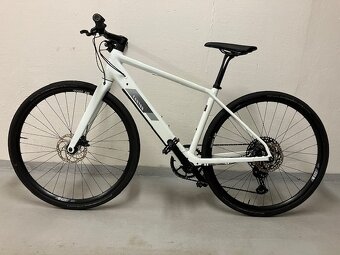 Lehké elektrokolo Canyon 15,6 kg - 10