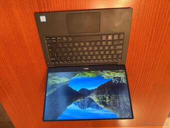 Dell XPS 13 9350 - 10