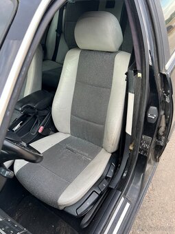 BMW E46 330D 135kw facelift Touring - 10