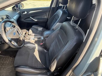 Ford Mondeo 2.0i - 10