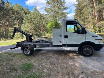 Iveco Daily kontejner 10/2005 2.3 TD - 10