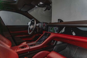 PORSCHE Taycan-4S-Cross-Turismo-1m-CZ-R21 - 10