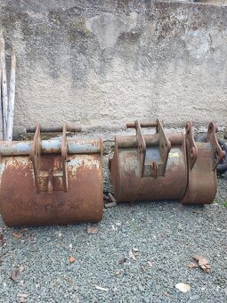 Kolový bagr Weimar M 700 - 10