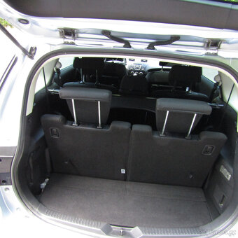 Mazda 5 1,8i 85kw, 7 míst, STK 9/2027 - 10