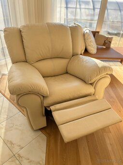 Kožené polohovací křeslo - 10