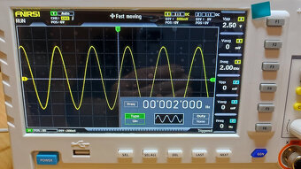 Osciloskop FNIRSI 2x100MHz s generátorem 10MHz NOVÝ - 10