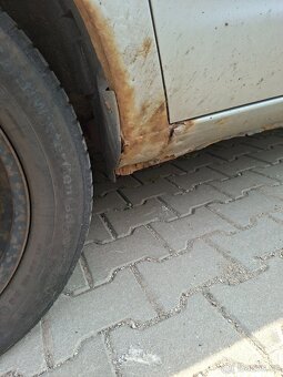 FORD GALAXY 2.3i - 10
