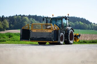 Rozhrnovací silážní radlice Mammut - 10