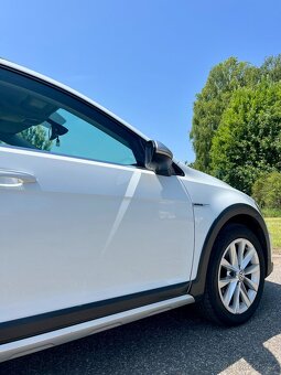 Volkswagen Golf 7 Variant alltrack 4x4 - 10