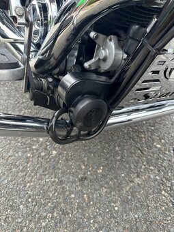 Yamaha XVS 1100 Dragstar Classic - 10