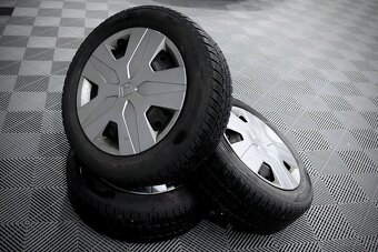 Honda Civic 1.8 i-VTEC 103 kW Sport REZERVOVÁNO - 10