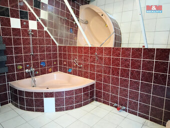 Prodej rodinného domu, 250 m², Rýmařov, ul. Jesenická - 10