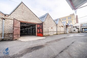 Prodej prostorných skladů / hal 2500 m² - 10