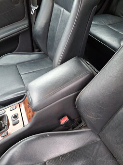 prodám Mercedes Benz W210 E 220CDI manuál, tažné zařízení. - 10