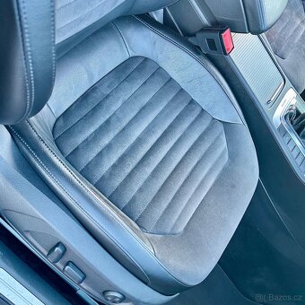 Volkswagen Passat B7 Variant Highline 125kW DSG 4MOTION - 10