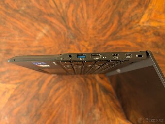 Celosvětově nejlehčí 13.3 notebook - 885 g. - 10