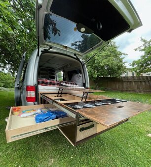 Prodám VW Caddy Maxi 1.9 TDI Navigace - 10